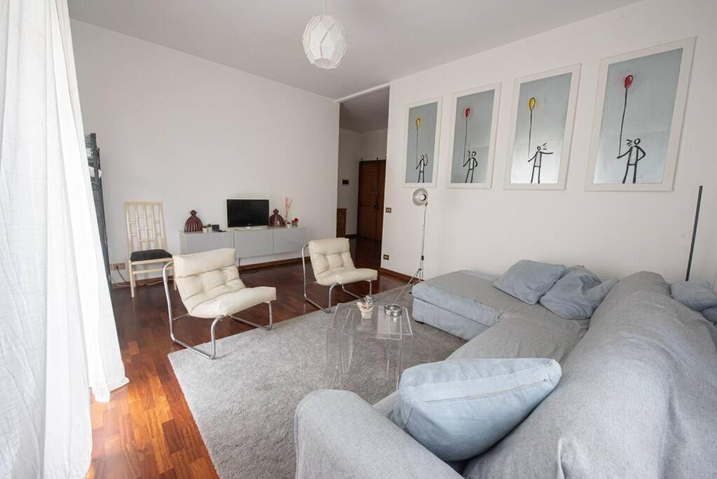 Apartamento Artisti, Cozy Flat In *
