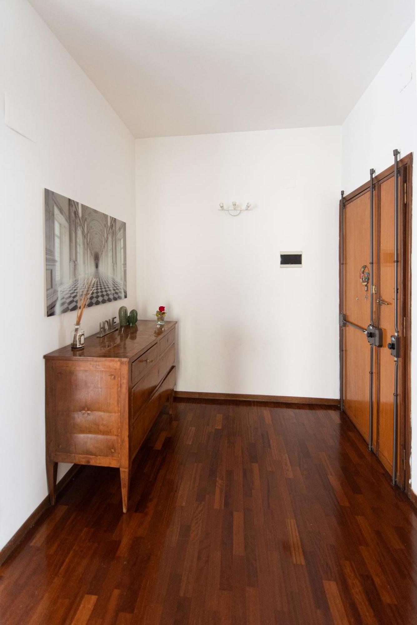 Artisti, Cozy Flat In Apartamento
